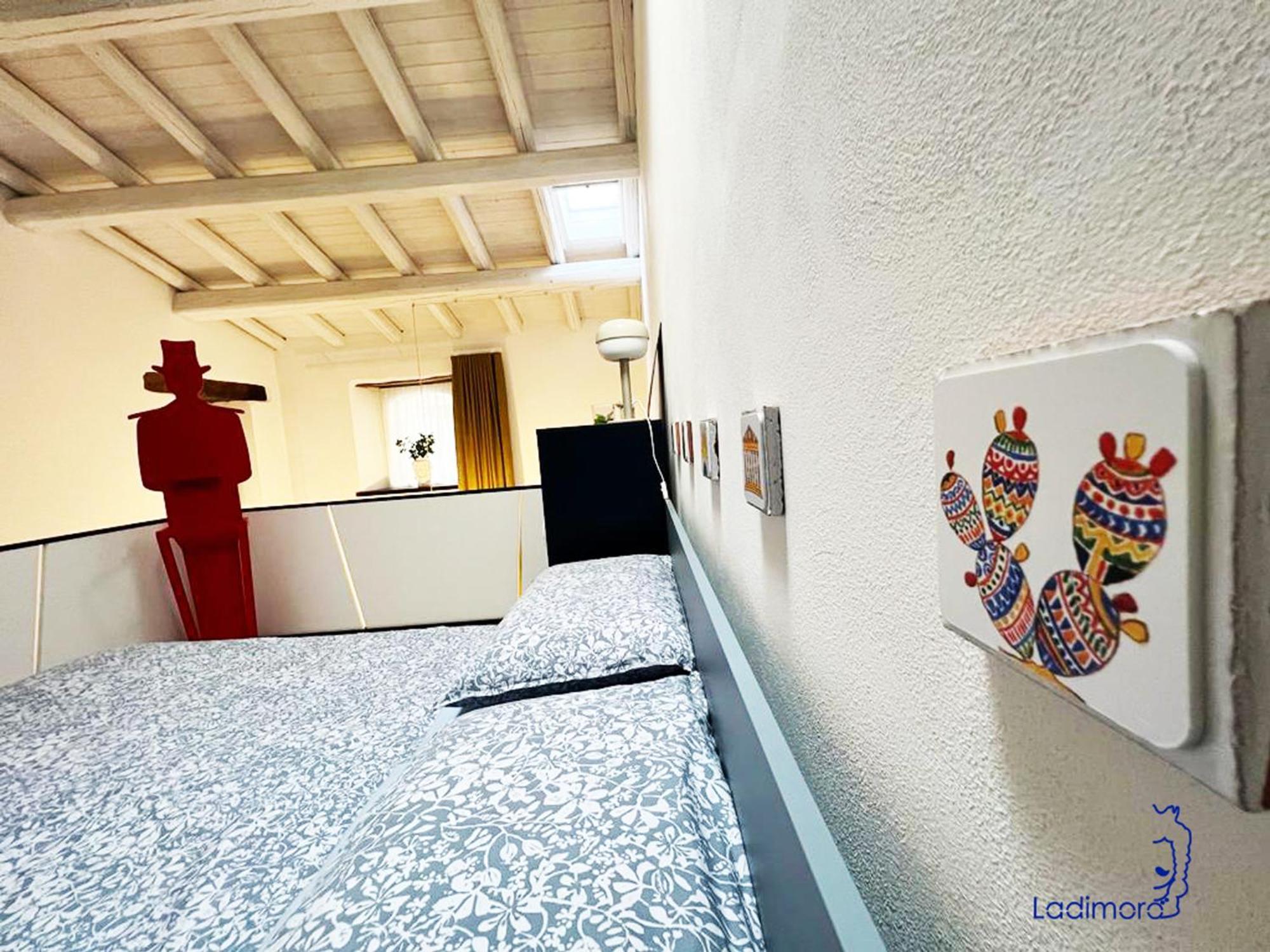 ランダッツォ La Dimoroヴィラ エクステリア 写真